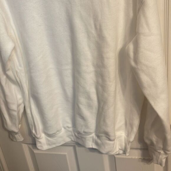 Heart and hips sweater size small oversized new without tag - Picture 7 of 8